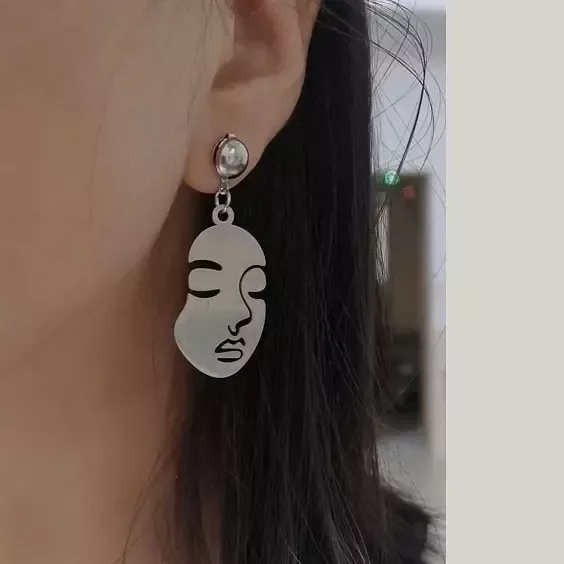 Серьги с лицом